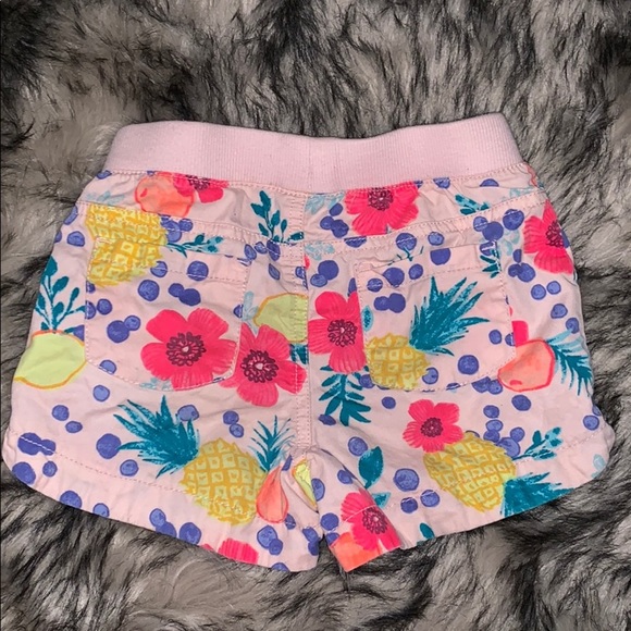 Cherokee pink shorts w/flower design - Picture 2 of 5